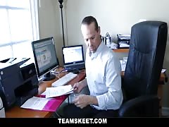 Office girl has anal sex to stay pure for her men